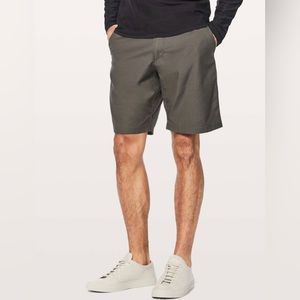 Lululemon Athletica Men’s Commission Shorts 9”